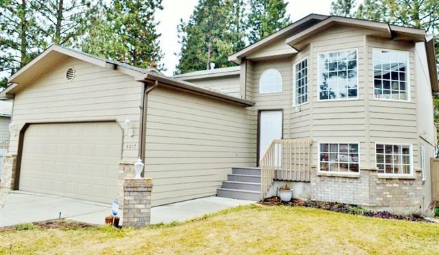 Upper S hill move-in ready hm. 2192 sf 2 level contemp hm, quiet neighborhood, 2 car gar, 